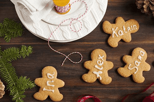 Gingerbread Place Card Cookies Recipe | Love to Sing