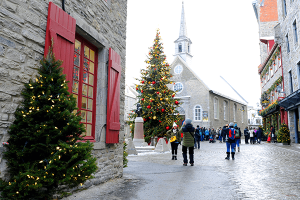 How Is Christmas Celebrated in Canada?